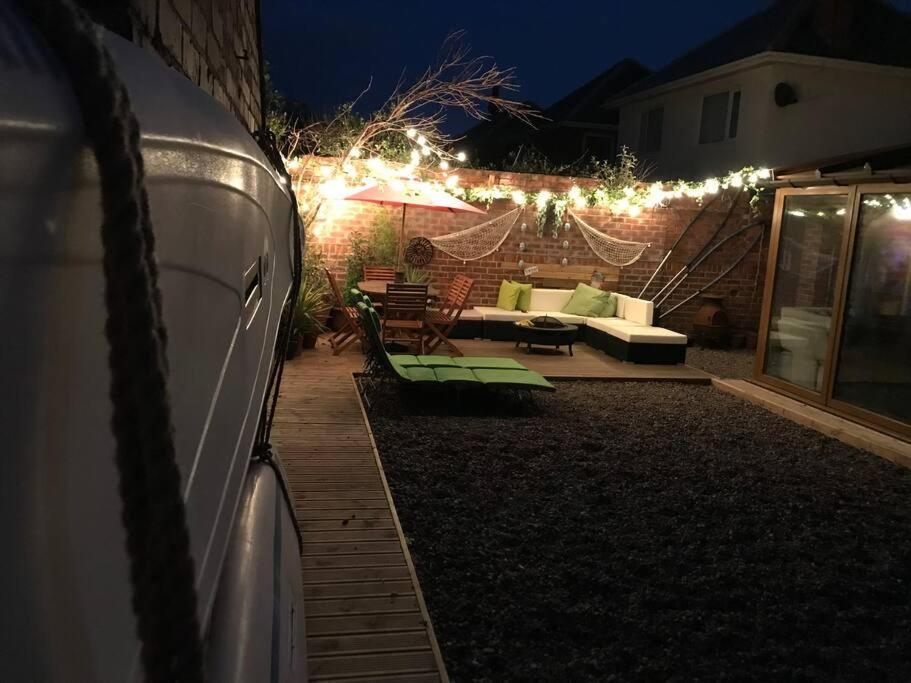 The Beach House South - Blackpool - Entire Holiday Home Экстерьер фото