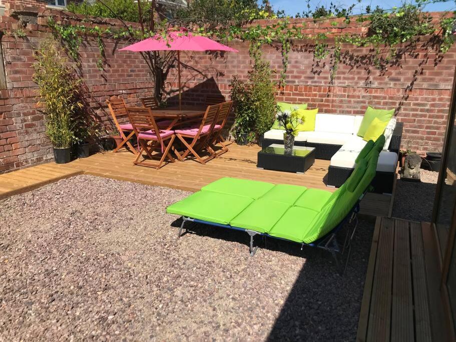 The Beach House South - Blackpool - Entire Holiday Home Экстерьер фото