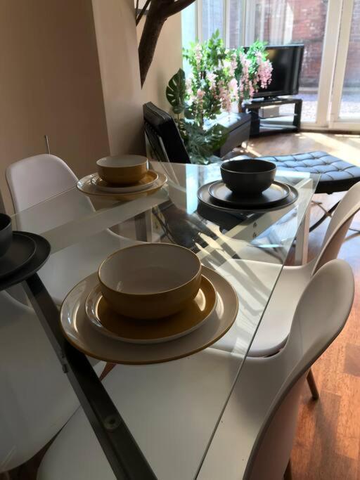The Beach House South - Blackpool - Entire Holiday Home Экстерьер фото
